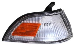 TYC 18-1526-00 Toyota Corolla Passenger Side Replacement Parking/Corner Light Assembly Turn Signal Bulbs TYC 18152600
