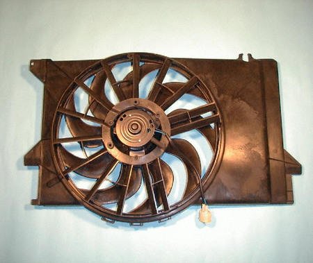 81-85 FORD ESCORT RADIATOR FAN SHROUD ASSEMBLY (1981 81 1982 82 1983 83 1984 84 1985 85) F160908 E6PZ8K621A+E5FZ Engine Cooling & Climate Control Parts Train F160908-ford-esco