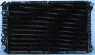 83-86 FORD CROWN VICTORIA RADIATOR, 8cyl; 5.0L,5.8L 3-Row Core (1983 83 1984 84 1985 85 1986 86) P552 E6AZ8005B Radiators Parts Train P552-ford-crow