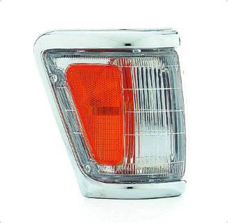 Parking Light Assemblies  TO2521131