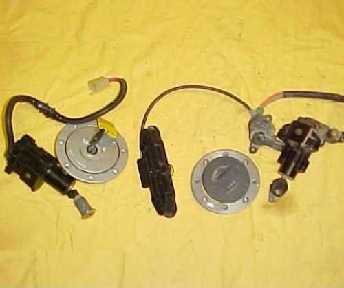 2003 Kawasaki ZR 1200 A Zrx 1200 Ignition Switch, Gas Cap And Key (w/rear Lock If Applicable) Ignition Cycle Therapy 1L7EO59MAPAB