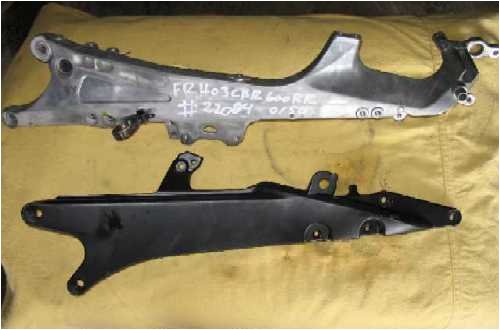 1995 Suzuki RF 600 R Left Subframe Frames Cycle Therapy 2SP6UB90EPAS