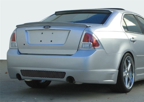 Body Street Scene 95070759