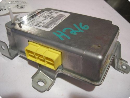 Body Computer BCU : RL 96-98 Air Bag; (center of dash, under radio) Relay Control Module Pam's Auto MFVLh3vutZroBjx9wUipeQ