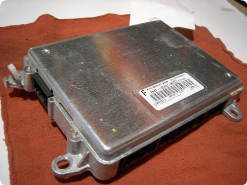 Body Computer BCU : S TYPE 03 Body Cont (BCM); from VIN M45255, front (in trunk), thru VIN M62936 Relay Control Module Pam's Auto HJpQSD1bdLhCP3Gyp3fECA