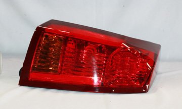 Tail Lights TYC 11-6172-00