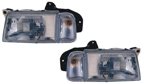 Chevy Tracker/Geo Tracker Replacement Headlight Assembly (with Side Marker Light) - 1-Pair Headlight Assemblies Unknown 1108732