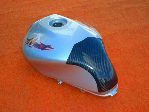 Clever Wolf Racing Twill Carbon Half Tank Protector For Honda HORNET 250/600 Pistons & Pins Clever Wolf Racing HORN-108-03