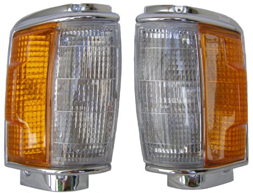 1983-1988 Toyota Hilux 4wd Pickup Front Corner Light Lens Right & Left Side Truck Lamp Mk2 (Chrome) 1 Pair Side Marker & Turn Signal Combos AMC 81620-89153