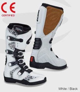 Boots Exustar E-SBM301