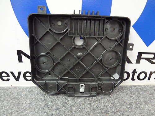 Trays Mopar 4671780AC