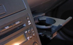 Cup Holders Nissan 68430-CE86A