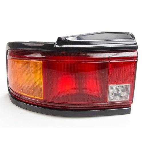 Brake & Tail Light Assemblies CarPartsDepot 303-31175-01