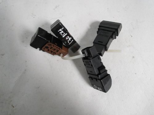 02 Subaru Forester Hazard, Rear Defrost, Fog Light and Cruise Control Interior Switches Interior Light Subaru 187385