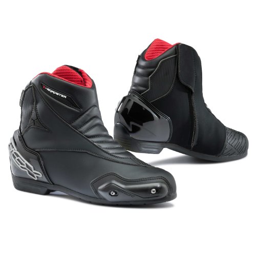 TCX X-Roadster WP Boots - 11 US / 44 Euro/Black Boots TCX 7095WNERO-44