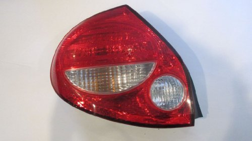 00 01 Nissan Maxima Left Tail Light Quarter Mounted Se Brake Lights Heritage 166-59100BL