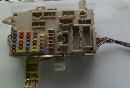 OEM 2004 Lexus ES330 Block Assembly Driver Side Junction In-Dash Fusebox Fuse Boxes Lexus 82730-33230