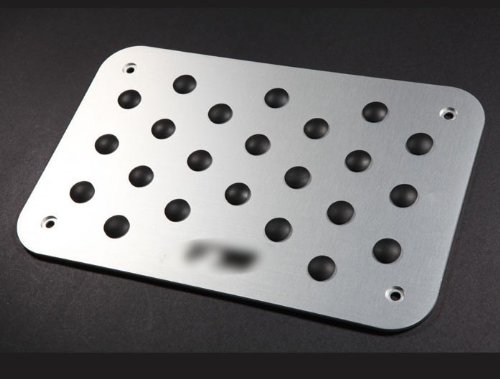 Car Parts Foot Rest Plate Carpet Mat Pedal Pad Aluminum Fit For R-line Tiguan Eos Routan New Beetle Pedal Pads GAO GAO201-CBW14-02-A028