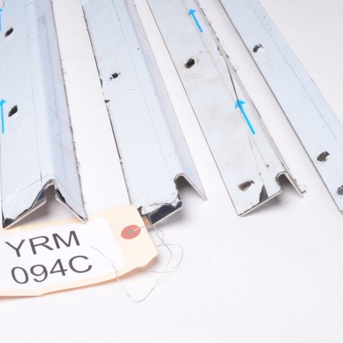 094C - Land Rover Defender Stainless Steel Door FRont and 2nd Row Doors Threshes Fender Flares YRM 094C