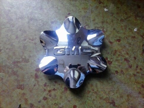 16 Inch OEM 1999 2000 GMC Denali Yukon XL Pickup Truck SUV 6 Lug Center Hub Cap Chrome Plastic 5094 9593139 Center Caps GMC 9593139gmc