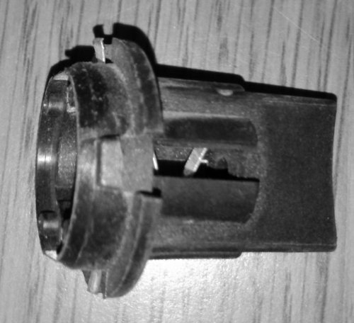 Headlight Bulb Retainers Ford 268021