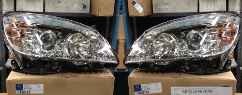 Mercedes-Benz Genuine OEM Active Curve Bi-Xenon HID Headlight Assemblies Set 2008 to 2011 C-Class Headlight Assemblies Mercedes-Benz 2048202939 2048203039